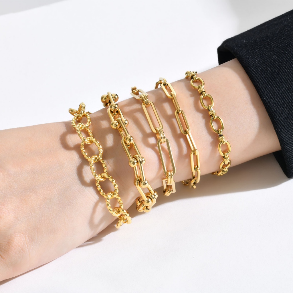 สไตล์ใหม่ สร้อยข้อมือโซ่ สเตนเลส 18K ทรงเรขาคณิต สีทอง ซ้อนกัน เรียบง่าย แฟชั่น