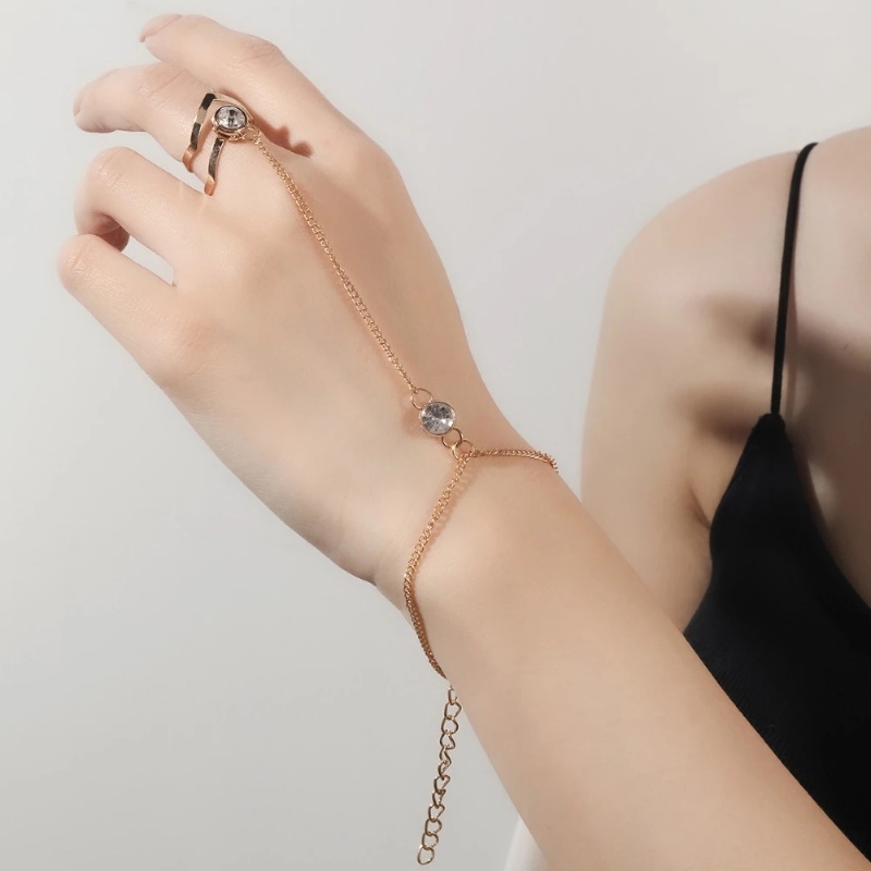 สร้อยข้อมือเพทาย วินเทจ แหวนเชื่อมโยง / โซ่ข้อมือ พลอยเทียม หรูหรา / อารมณ์ แหวนลูกศรกลวง เรขาคณิต เครื่องประดับผู้หญิง