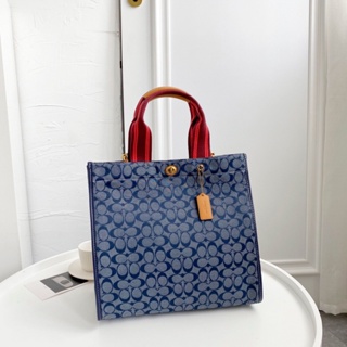 COACH c3664 Chambray Tote กระเป๋าสะพายผู้หญิง/กระเป๋าผ้าใบ Tote/ความจุขนาดใหญ่/พิมพ์ลายคลาสสิก/ลูกบิดล็อค