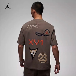 ของแท้ 100% เสื้อยืดแขนสั้น คอกลม พิมพ์ลายโลโก้ Air Jordan ทรงหลวม สําหรับผู้ชาย DX9562