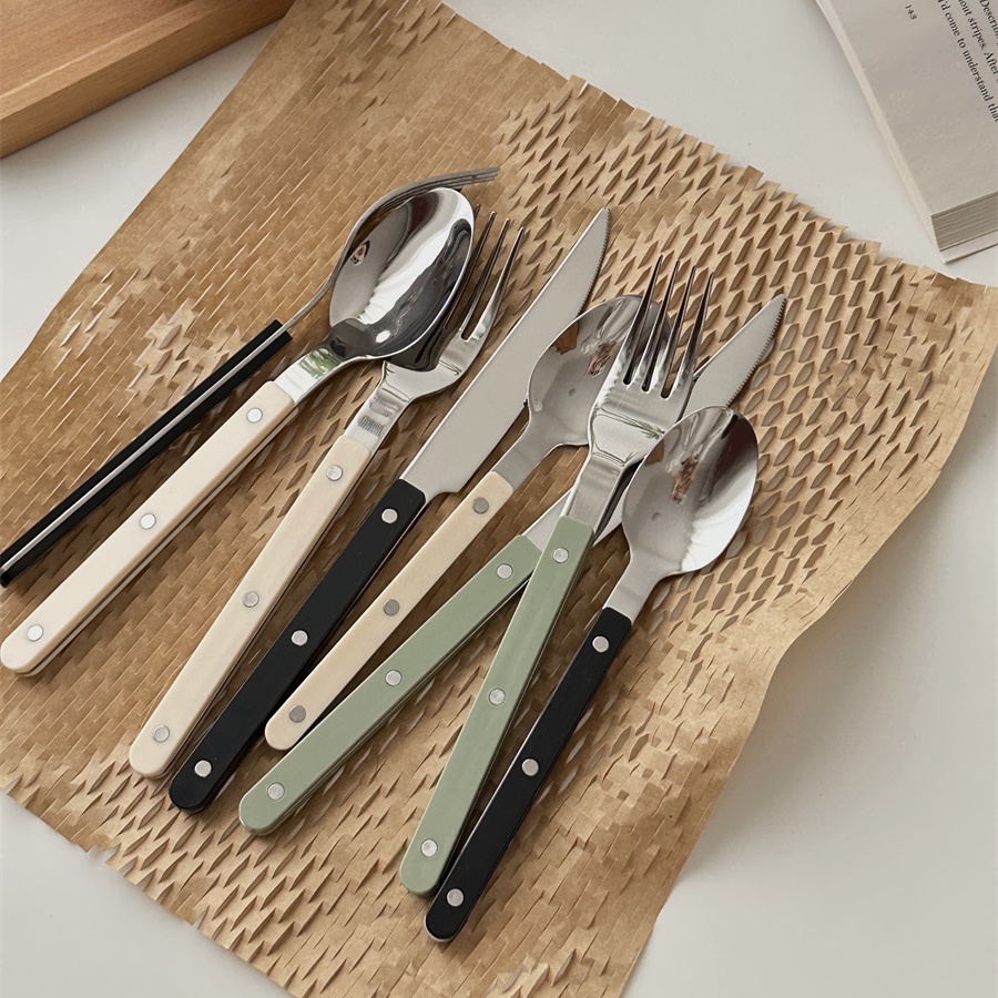 HERA 3colors！ช้อนส้อม ช้อนเกาหลี มีดสเต็ก สแตนเลส Stainless Steel Cutlery Set Korean Dinnerware Spoon Fork Steak Knife
