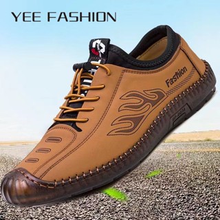 YEE Fashion  รองเท้าผ้าใบผู้ชาย ลำลองผู้ชาย ผ้าใบแฟชั่น สไตล์เกาหลี กีฬากลางแจ้ง ทำงานรองเท้าลำลอง 31z072911 ins Unique สบาย สไตล์เกาหลี D93D064 37Z230910