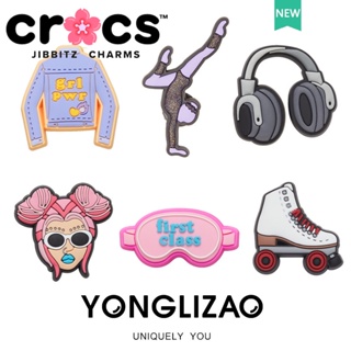 Jibbitz crocs หัวเข็มขัด รูปรองเท้า ดอกไม้น่ารัก อุปกรณ์เสริม สําหรับเล่นโยคะ DIY