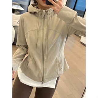 European Ins Trendy Hooded Sweater Womens Spring and Autumn Design Sense Niche Short Slim-fit Casual Long-sleeved Cardigan Thin Coat