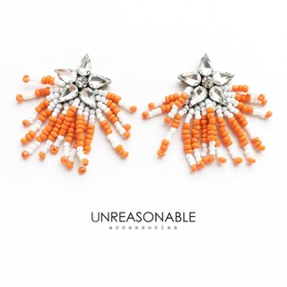 ต่างหูดาว ลูกปัด สีส้ม สวยใส่สบาย น้ำหนักเบา Unreasonable Accessories UA0547-02