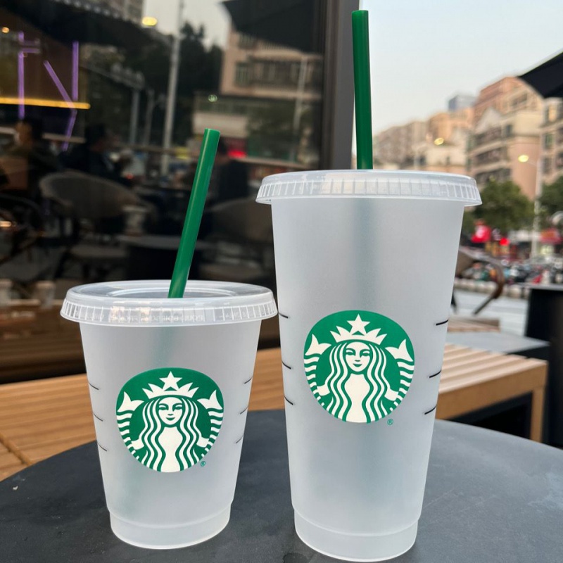 | North American Classic Starbucksถ้วยพลาสติกถ้วยฟางReusable 710mlถ้วยน้ํา