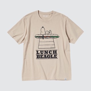 【HOT】Uniqlo เสื้อยืดลําลองสําหรับผู้ชาย/ผู้หญิงแขนสั้นพิมพ์ลาย Snoopy Series) 44209