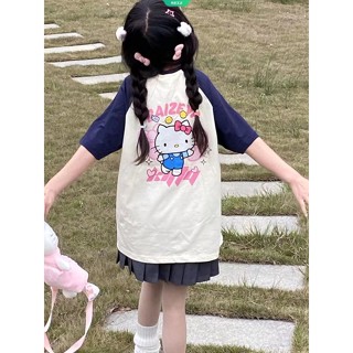 SANRIO เสื้อยืดแขนสั้น เปิดไหล่ พิมพ์ลายการ์ตูน Hello Kitty แฟชั่นฤดูร้อน สไตล์ฮาราจูกุ สําหรับผู้หญิง และนักเรียน