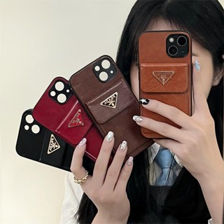 PRADA เคสโทรศัพท์มือถือหนัง ฝาพับ พร้อมช่องใส่บัตร สําหรับ iPhone 14 13 12 11 Pro Max 14Plus XR XS Max 7 8 Plus