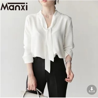 Manxi สีขาวเสื้อใส่ทำงาน เสื้อคอฟิต สไตล์ฝรั่งเศส 2023 ใหม่ A22K022 0326