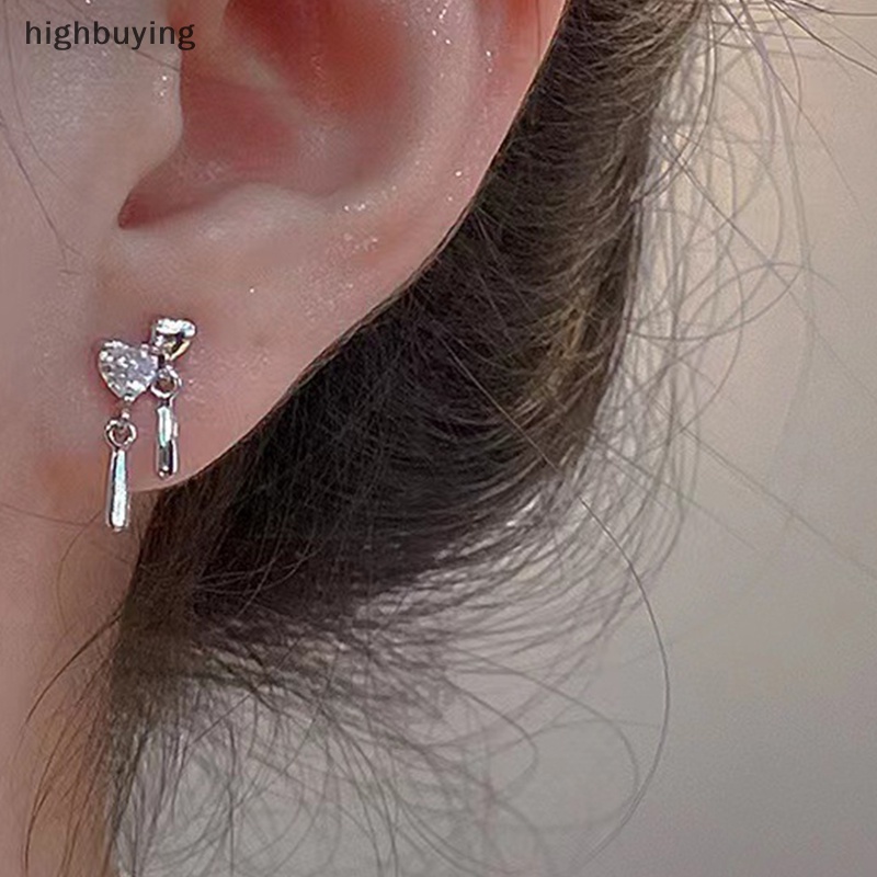 [highbuying] 1 คู่ ผู้หญิง สีเงิน พลอยเทียม หัวใจ ต่างหูสตั๊ด แฟชั่นเกาหลี พังก์ ต่างหู เครื่องประดับ ของขวัญ สําหรับผู้หญิง สินค้าใหม่