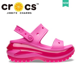 รองเท้า crocs แท้ Crocs mega crush sandal รองเท้าแตะ สีแดง สําหรับผู้หญิง รองเท้าไปทะเล|207989