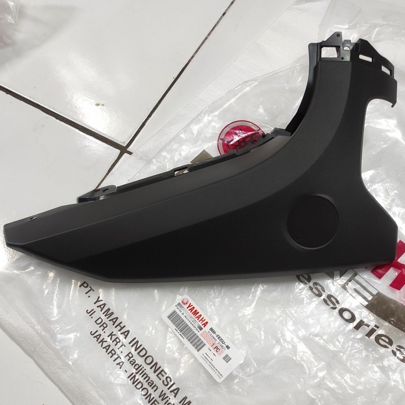 ฝาครอบแผงด้านหน้าไฟเลี้ยวซ้ายด้านบน Yamaha NMax 2020 B6H-F835U-00 ORIGINAL YAMAHA อะไหล่แท้
