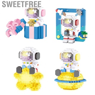 Sweetfree Building Block  Plastic Astronaut Toys Easy Installation Bite Tight Smoothly Connection Exquisite with Light for Kindergarten Kids