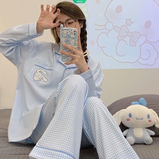 ชุดนอน เสื้อคาร์ดิแกนแขนยาว และกางเกงขายาว ลายการ์ตูน Sanrio Cinnamoroll น่ารัก สวมใส่สบาย แฟชั่นฤดูใบไม้ผลิ และฤดูใบไม้ร่วง สร้างสรรค์ สําหรับหอพัก