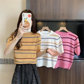 👚Konw👚 พร้อมส่ง*เสื้อยืดไหมพรม* อย่างดี แขนสั้น* ลายทางน่ารักมาก มิติ สีลูกกวาด 3 สี71017