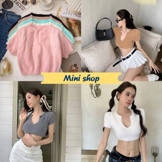 Mini shop🌸พร้อมส่ง🌸 (80083) เสื้อครอปคอวีไหมพรมขนมุ้งมิ้ง แขนสั้น สีพาสเทล -C