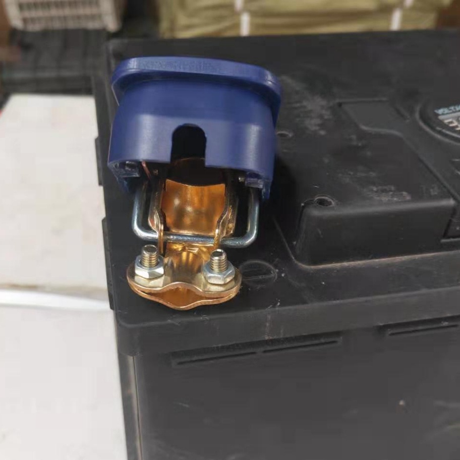 ขั้วแบต ขั้วแบตทองเหลือง ปลดง่าย ป้องกันไฟรั่ว สวิตช์ปิด - เปิด ขั้วแบตรถยนต์ ขั้วแบตเตอรี่ ขั้วแบตเตอรี่รถยนต์ทองเหลือง - รูปที่ 7