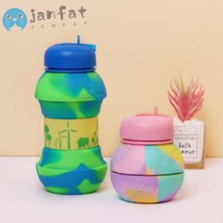 Janfat ขวดน้ําซิลิโคน กันรั่วซึม ขนาด 550 มล. พร้อมคาราบิเนอร์ แบบพกพา สําหรับเล่นกีฬากลางแจ้ง