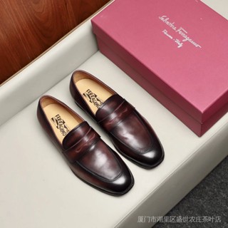 【Hayolife】Ferragamo ใหม่ รองเท้ามาร์ติน รองเท้าหนังลําลอง ข้อสูง สีดํา สําหรับผู้ชาย 9NRE