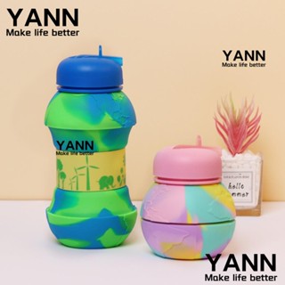 Yann1 ขวดน้ําซิลิโคน พับได้ กันรั่วซึม แบบพกพา 550 มล. พร้อมคาราบิเนอร์ สําหรับเด็ก