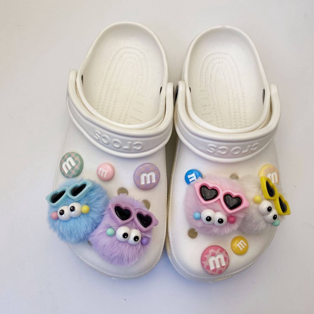 Crocs Jibbitz จี้ลูกบอลขนเฟอร์ 3D ถอดออกได้ อุปกรณ์เสริม สําหรับรองเท้า Crocs DIY