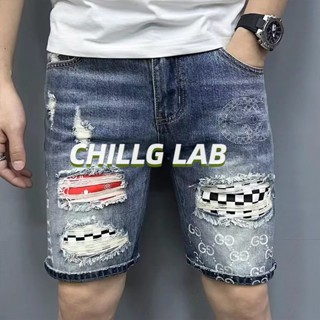 CHILLG LAB กางเกงยีนส์ขาสั้นอินเทรนด์วัยรุ่นแฟชั่นฮาราจูกุกางเกงห้าจุดเอวกลางฤดูร้อนขี้เกียจผู้ชายบางเท้าล้างสไตล์ใหม่