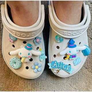 SANRIO ชุดอุปกรณ์เสริม รูปโดนัท และแพนกวินน่ารัก สําหรับตกแต่งรองเท้า Crocs