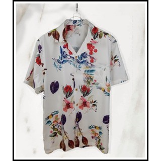 Hawaii Shirt เสื้อฮาวาย แนว THE TOYS ลายชบา สีขาว