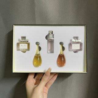 (5ml * 5) Dior perfume sample five piece set Dior น้ําหอมตัวอย่าง ลายดอกไม้ ติดทนนาน 5 มล. X5 5 ชิ้น