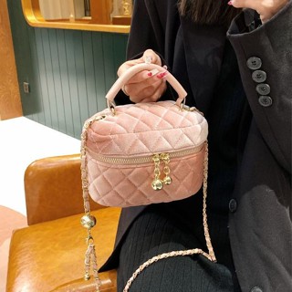 High-looking velvet slant bag small bag girl 2022 new commuter fashion minority online celebrity chain one-shoulder bag trend