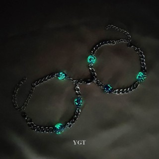 Ygt 2 ชิ้น / คู่ สเตนเลส สร้อยข้อมือคู่ แม่เหล็ก หัวใจ เสน่ห์ แฟชั่น คิวบา โซ่ สร้อยข้อมือ เครื่องประดับ ของขวัญ สําหรับผู้หญิง ผู้ชาย