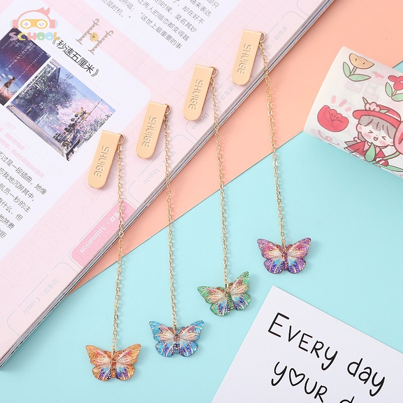 Bookmarks 16 บาท ที่คั่นหนังสือโลหะ จี้ผีเสื้อ สวยงาม สําหรับตกแต่ง ห่วงโซ่โลหะตกแต่งบุ๊คมาร์คผีเสื้อ Stationery