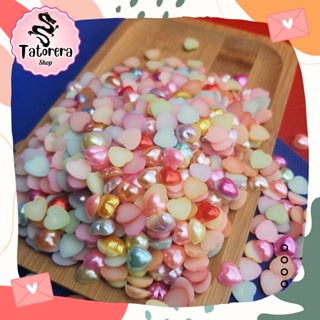 TATORERA 100pcs มุกครึ่งซีก มุกเกลี้ยง รูปหัวใจ คละสี