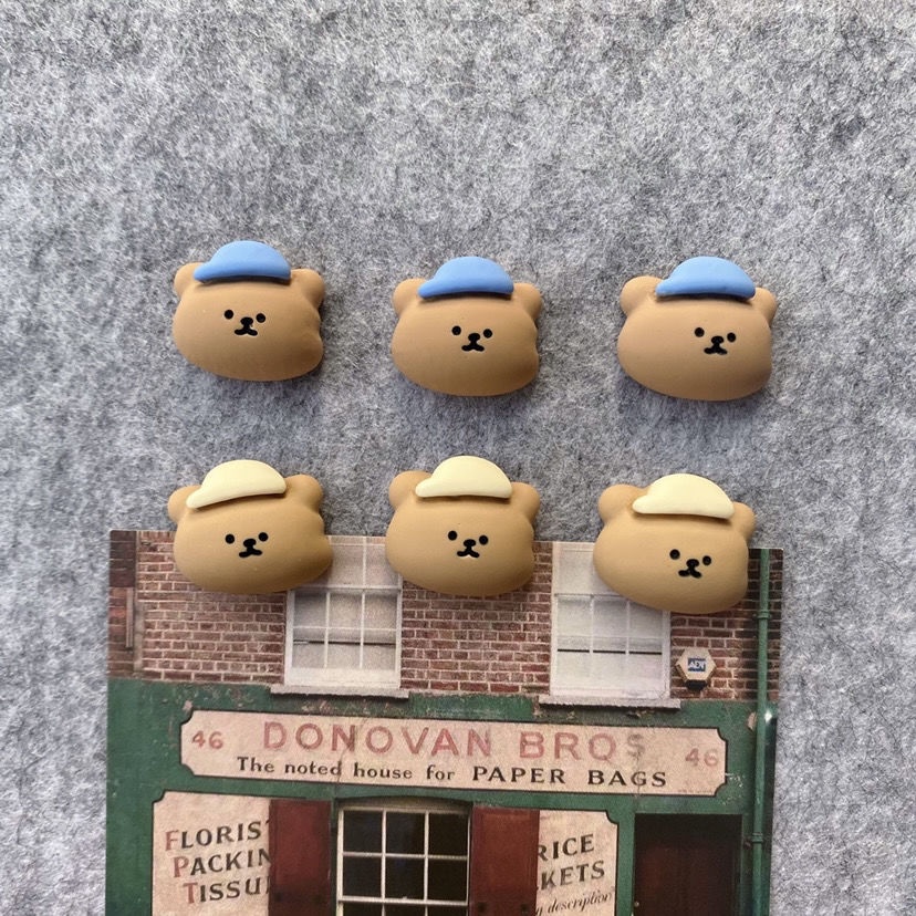 หมุด หมุดดันบิสกิต แฮนด์เมด รูปการ์ตูนหมีบราวน์น่ารัก 6 ชิ้น สําหรับตกแต่งห้องเรียน หมุดปักกระดานไม้ก๊อก หมุดดันผ้าสักหลาด ลายการ์ตูนหมี สีน้ําตาล สําหรับตกแต่งผนัง ห้องเรียน หนังสือพิมพ์ 6 ชิ้น - รูปที่ 4