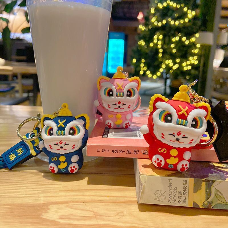 พวงกุญแจ จี้การ์ตูนแมวนําโชค สิงโต เต้นรํา สไตล์จีน สร้างสรรค์ ของขวัญ สุ่มสี
