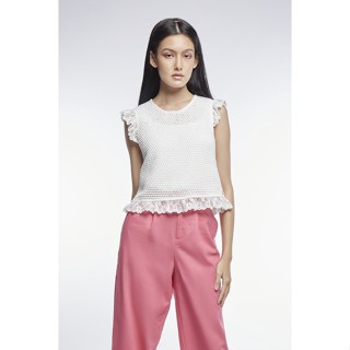 EP เสื้อนิตแขนกุดแต่งระบาย ผู้หญิง สีออฟไวท์ | Sleeveless Knit Top with Ruffle Detail | 4694