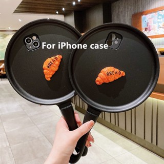 Phone Case ใช้สำหรับ iPhone 13 pro max  for iPhone15 กรณีโทรศัพท์กระทะสีดำ สำับรุ่น ไอโฟน 14 ไอโฟน 13โปร ไอโฟน 15 โปรแม็กซ์