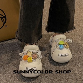 SUNNYCOLOR รองเท้ารูผู้หญิงสวมด้านนอกฤดูร้อนแฟชั่นใหม่น่ารัก 2 สวมกันลื่นสุดนุ่มก้นกระเป๋าหัวลากหนานุ่ม B21H0IG