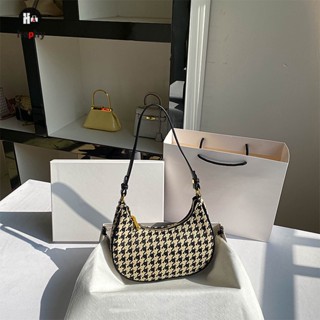 Houndstooth niche baguette underarm bag ใหม่ กระเป๋าสะพายเสี้ยวผ้าแคนวาสทุกคู่