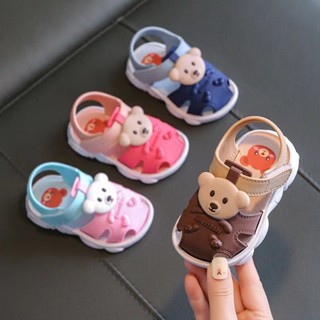 รองเท้ารัดส้นเด็ก รูปแบบหมี รองเท้าแตะเด็กหัดเดินรูปการ์ตูน แบบหุ้มเท้ามีที่รัดส้น เหมาะสำหรับอายุ 0-3 ปี