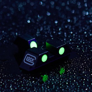 ฐานล็อค G-lock Night-Light G-lock Base Tactics ด้านหน้า ด้านหลัง ฐานมองเห็นกลางคืน ฐานเรืองแสง เสริมความแข็งแรง ฐานอลูมิเนียมอัลลอยด์ ของเล่นโมเดล อุปกรณ์เสริม
