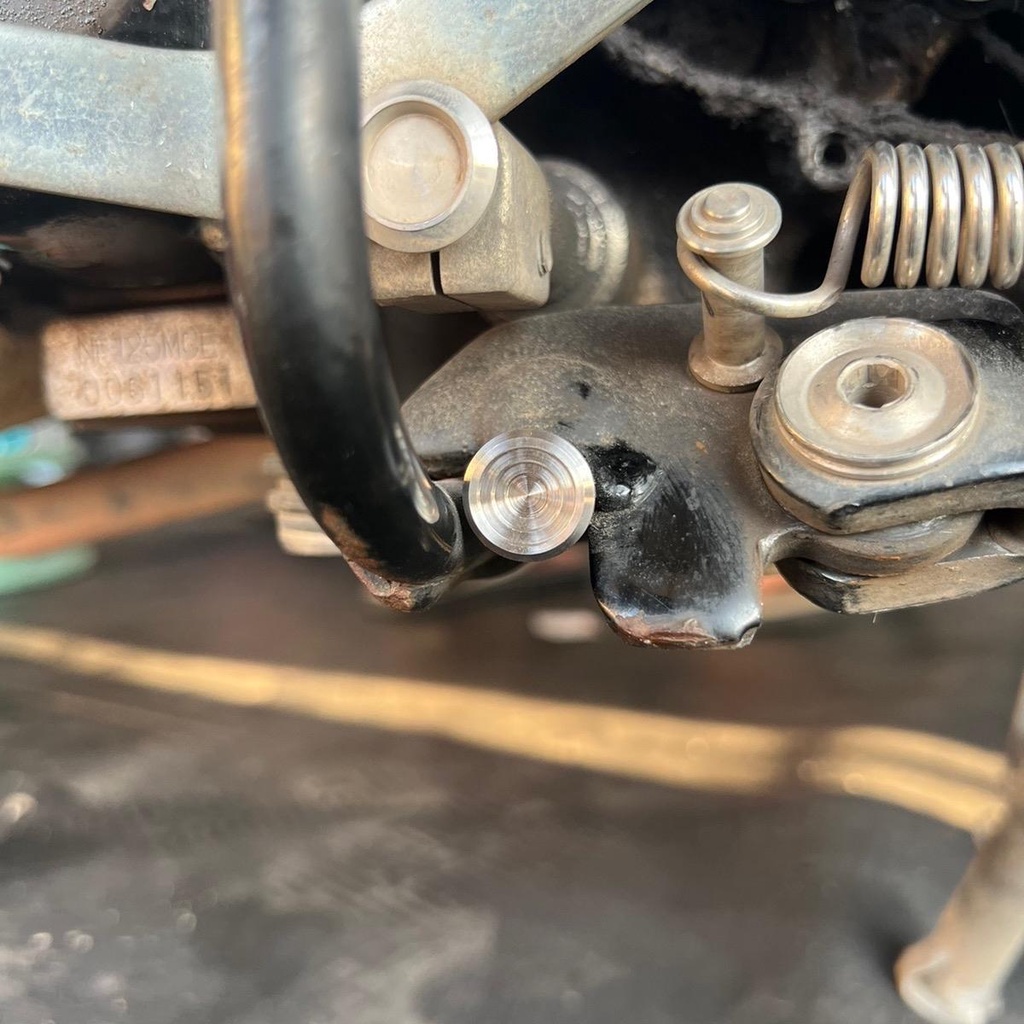 อุดพักเท้า W125เก่า งานMP ลายก้นหอย //HATYAI168