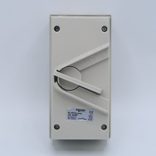 สวิทซ์สับกันน้ำ 3P 35A Schneider