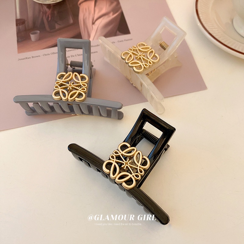 กิ๊บติดผมแฟชั่น ลายฉลาม เข้ากับทุกการแต่งกาย สไตล์ฝรั่งเศส ราคา ถูกที่สุด ดีลบีเคเค แกลเลอรีภาพที่ 3