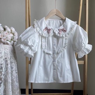 เสื้อเชิ้ตแขนสั้นลําลอง คอตุ๊กตา ประดับโบว์ สีขาว แฟชั่นฤดูร้อน สไตล์ญี่ปุ่น สําหรับผู้หญิง 2023