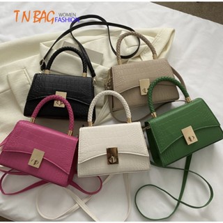 【พร้อมส่ง】tn bag fashion กระเป๋าสะพายข้าง กระเป๋าแฟชั่น  รุ่น D-1302