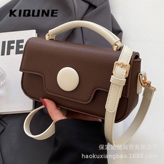 KIQUNE   กระเป๋าสะพาย ข้าง กระเป๋าผู้หญิงสะพายข้าง 2023 new  ทันสมัย Trendy Beautiful High quality L91TN75 37Z230910