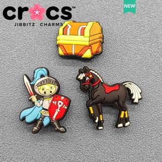 Jibbitz crocs charms หัวเข็มขัดรองเท้า ลายการ์ตูนอัศวินและสมบัติ 2023