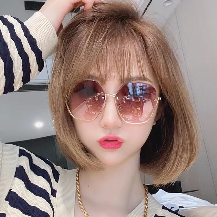 แว่นกันแดดนวัตกรรมใหม่สำหรับสุภาพสตรี แบบไม่มีขอบ สวมใส่ง่ายขณะขับรถและเที่ยวชายหาด